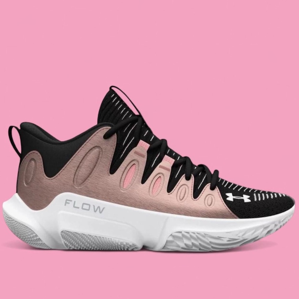 Under Armour Women's Flow Breakthru 4 Basketball Shoes, Size 7